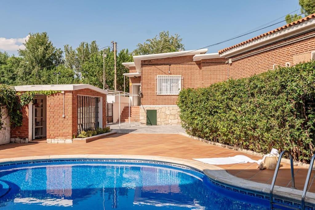 La Casa De Ines Alcalá de Henares Exterior foto