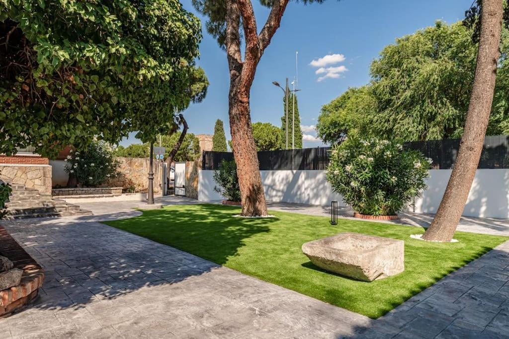 La Casa De Ines Alcalá de Henares Exterior foto